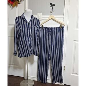 Cabernet Sleep Sense Pajama Set Women Medium Nautical Silky Lux Cozy